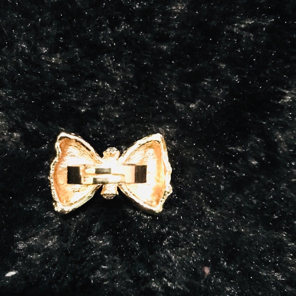 Statement Ring - Picture 2 of 4